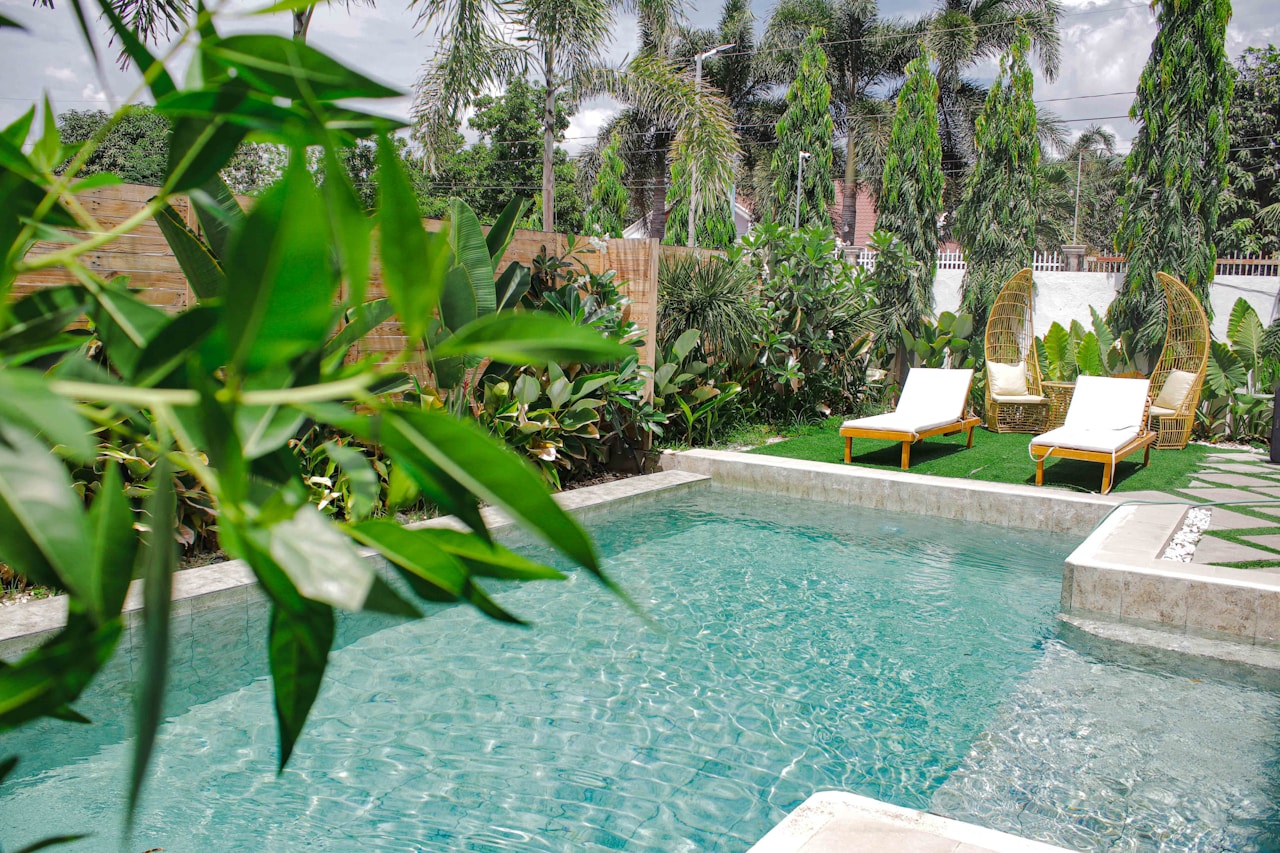 Il Bayou pool and landscaped homes